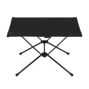Helinox Table One Hard Top Blackout Edition zwarte lichtgewicht campingtafel met stevig frame