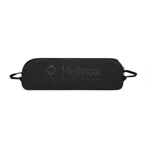 Helinox Table One Hard Top Blackout Edition zwarte compacte draagtas met ritssluiting en merklogo