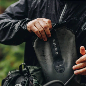Hydrapak Force 2L outdoor