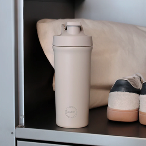 aya & Ida Shaker Bottle | Shakebeker | 750ml - Outdoor Food
