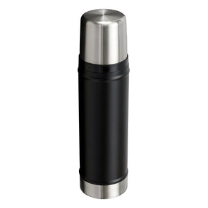 Stanley Legendary Classic Bottle 0,59L groene roestvrijstalen thermosfles met schenkdop en beker