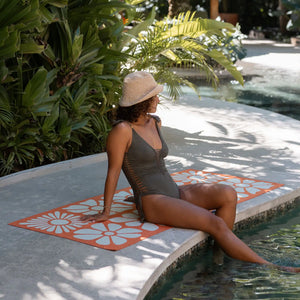 Nomadix • Original Towel • Sneldrogende Reishanddoek - Outdoor Food