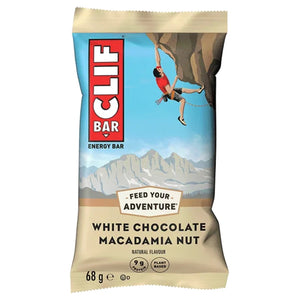 Clif Bar White Chocolate Macadamia Nut energiereep in folieverpakking met witte chocoladestukjes en macadamianoten
