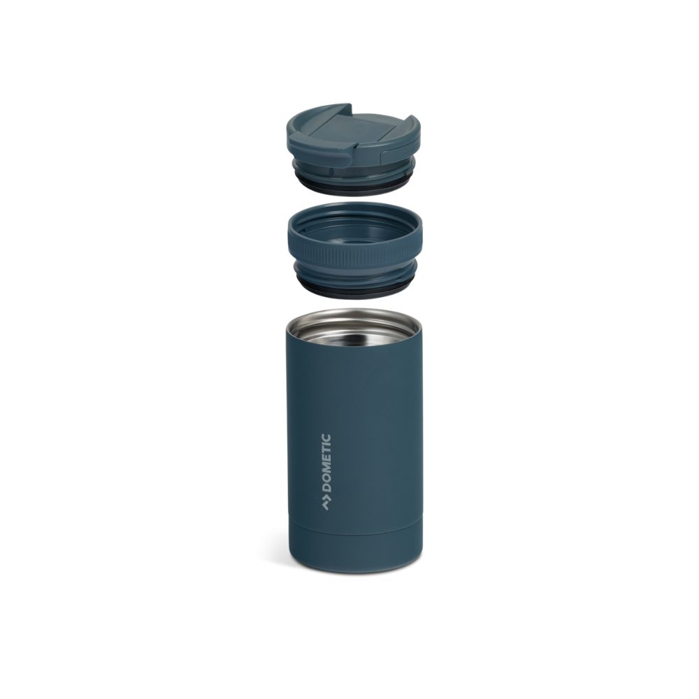 Dometic Tumbler 350ml groene beker getoond met losse onderdelen en dopjes