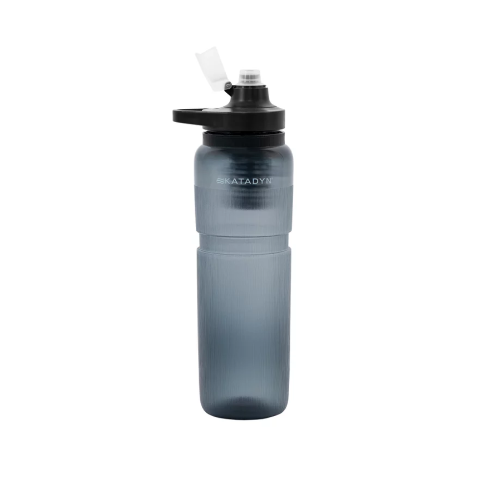 Katadyn BeFree AC Bottle 0,9L doorschijnende zwarte waterfilterfles met geïntegreerd filterelement