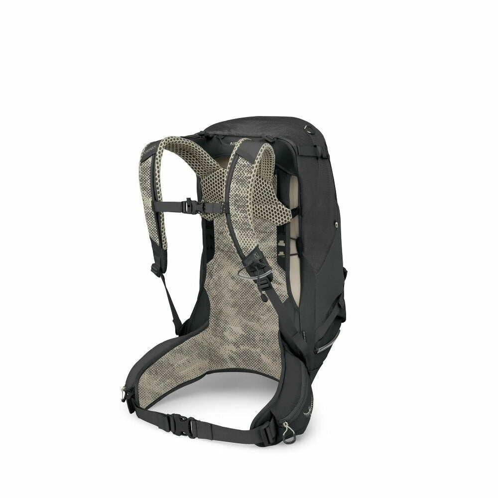 Osprey Stratos 34 Raven Black wandelrugzak getoond vanaf de achterkant met ventilerend rugpand en heupband