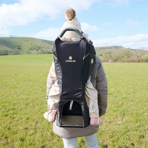 Ranger S3 Child Carrier kinderdrager in de kleur zwart met een comfortabel draagsysteem en verstelbare kinderzitje 5