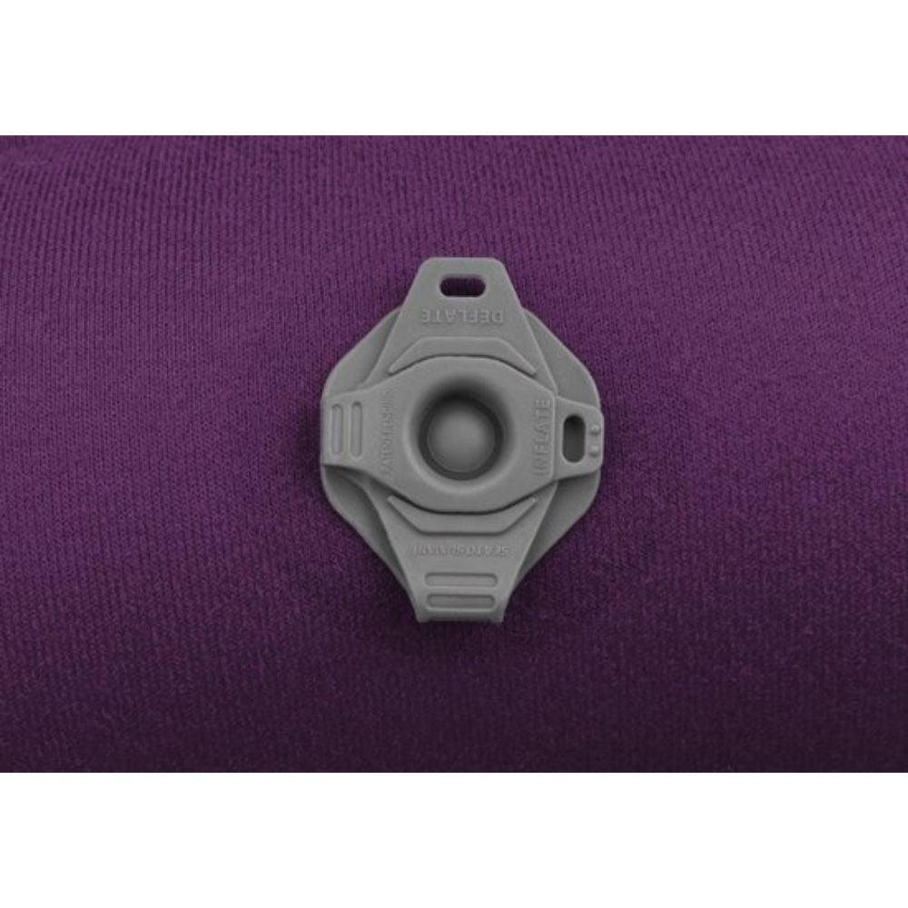 Sea to Summit | Aeros Premium Deluxe Hoofdkussen | Magenta close up