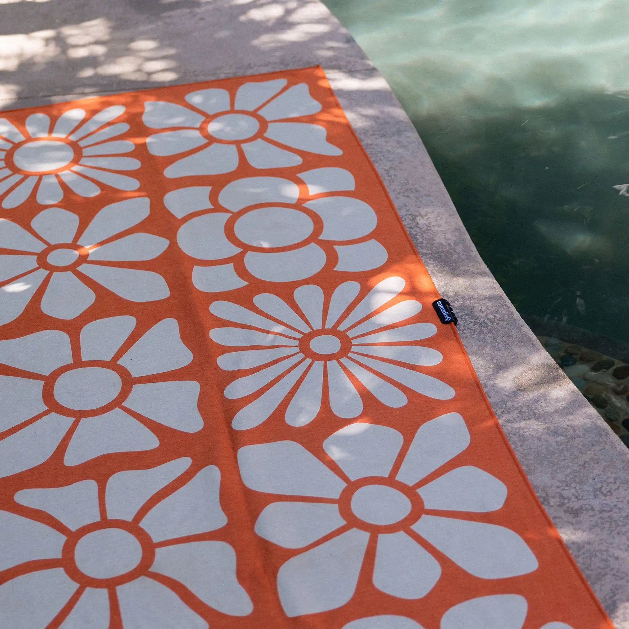 Nomadix • Original Towel • Sneldrogende Reishanddoek - Outdoor Food